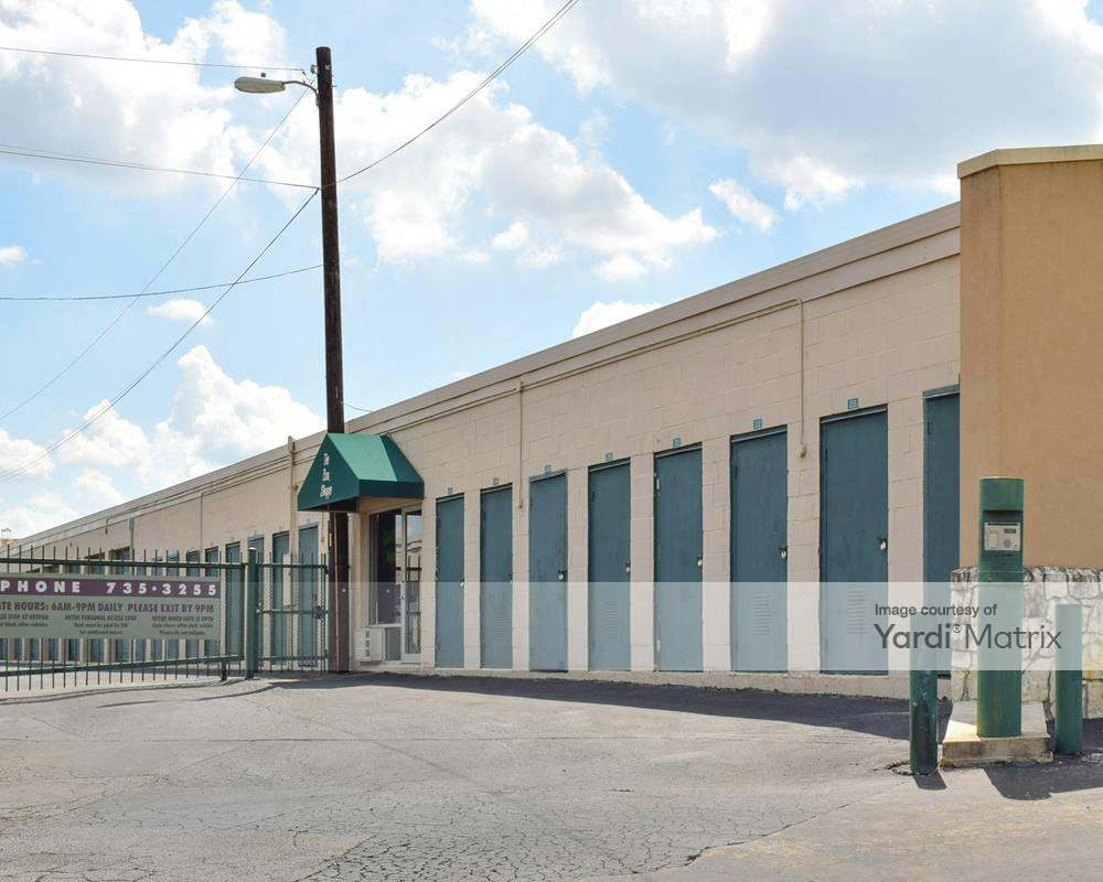 A AAA Key Mini Storage 6604 Interstate 10 Frontage Road, San